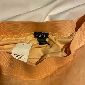 Rue 21 Peach tulle skirt